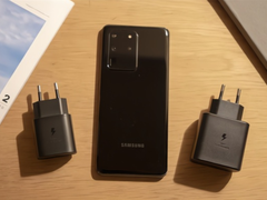 满血版25W快充，三星Galaxy S20 Ultra在59分钟即可充满