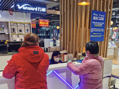 消费市场逐渐回暖 京东五星七成门店恢复营业