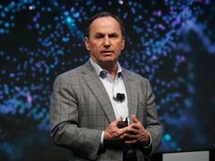 英特尔CEO司睿博展望未来10年：造福地球上每一个人