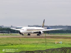 拒绝长枪短炮 带着荣耀30 Pro+机场禁区拍飞机