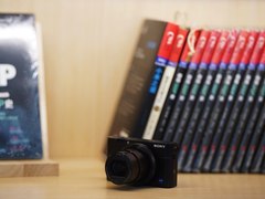 索尼黑卡RX100M5A开启你的Vlog拍摄性价比之选