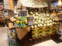 入籍苏宁首家新开门店：家乐福精选重庆店开业