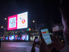 “苏宁第一店”开业销售2亿，提振消费不只看“口红经济”