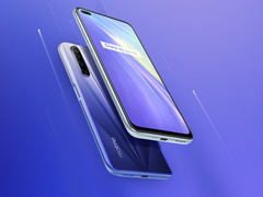 高刷屏+后置四摄 realme 真我X50m仅2099元起