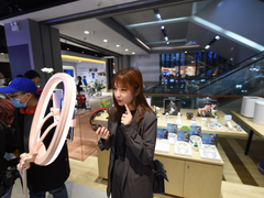 618 苏宁易购推出全国首档综艺电商融合直播超级秀