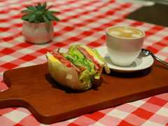 官宣！关晓彤成为苏宁易购代言人，618入职极物星愿事业群