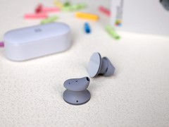 售1588元，微软Surface Earbuds无线耳机图赏