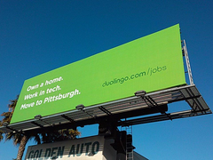 3亿用户背后不到300人，多邻国Duolingo如何打造这支精英团队？