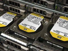 机械硬盘销量暴跌，西数、希捷争夺超大容量市场