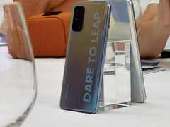 设计越级，C位敢出色 realme 真我X7系列真机曝光