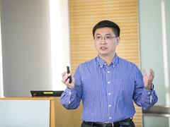 混合云时代，IBM如何让数据化繁为简