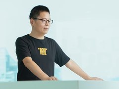 彭博专访realme CEO 李炳忠：如何打造全球成长最快手机品牌