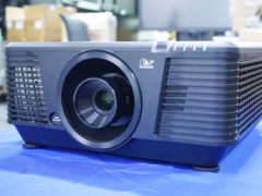 满足行业用户经济型需求 NEC CW5700UL极光系列工程投影机新品试用