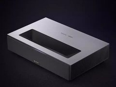 4K时代的必备选择——极光 4K激光影院 Max