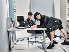 ROG首次走向街头 以二进制代码输出机能潮流