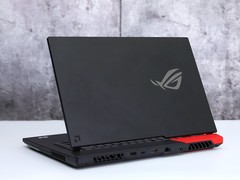 双A合璧信仰外观升级 ROG魔霸5R游戏本图赏