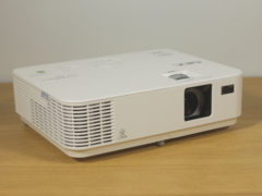 家用投影新选择 NEC CD1100H家用投影机新品测试