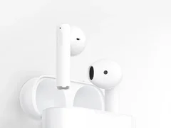 荣耀智慧生活新品发布会举行，荣耀亲选Earbuds X2 TWS续写经典