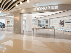 荣耀国庆超300家新店开业，到店互动好礼不断，智慧生活触手可及