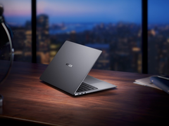 首创500万高清广角双摄颠覆认知，荣耀MagicBook V 14火热预售中