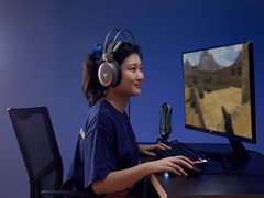 心形拾音 雷柏VS300心形指向RGB背光游戏麦克风图赏