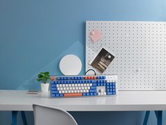 IP68防水防尘 雷柏V530防水背光游戏机械键盘蓝礁湖冰茶图赏