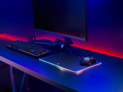 硬垫+RGB+Qi无线充，雷柏V10RGB无线充电游戏鼠标垫视频