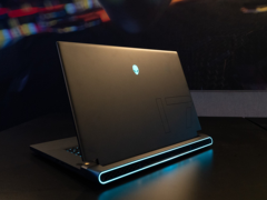 CES 2022：便携与性能兼顾，ALIENWARE家族推出多款新品和电竞外设