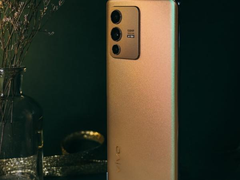 vivo S12系列暖金版，艺术与技术的结合
