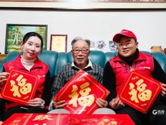 爱心陪伴，温暖迎新春！海尔智家志愿者为空巢老人上门保养家电