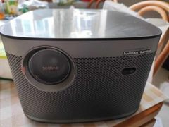 极米拍摄暖心春节视频，传递关于家的爱与感动