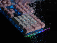 浸水测试，雷柏V530防水背光游戏机械键盘多彩版视频