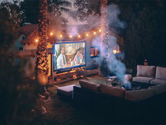 还在纠结要不要买投影？这七个理由足够了