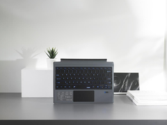 Surface pro伴侣  有背光   雷柏XK200S RGB蓝牙键盘（SF版）上市