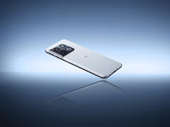一加 10 Pro 胖达白 512GB 至尊版3月1日开售，售价5799元