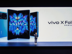 大，集大成 vivo首款折叠屏手机X Fold正式发布