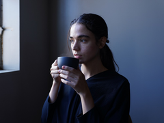 索尼最轻最小1F2.8标准变焦G大师镜头FE 24-70mm F2.8 GM II发布