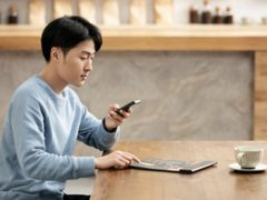 翻译机走进千家万户，讯飞双屏翻译机功能全面、设计贴心