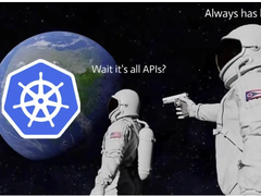 Kubernetes 的核心是 API 框架而非容器