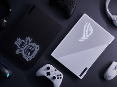 张俪化身ROG幻14体验官 颜艺双A有才能更全能