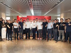 促消费提振家电市场活力，苏宁易购与海信升级战略合作
