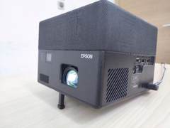 两款热门爱普生投影机测评：EF-12和EF-10各适合哪些人群？