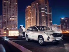 哈弗M6 PLUS，送孩子上大学神器