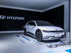 心里有光、向阳而生 和北京现代出发，一同感受质感时光