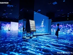 海信首个全4K沉浸式光影大展“光立方”震撼启幕