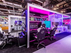 第五届进博会开幕 看三星显示器大“显”身手