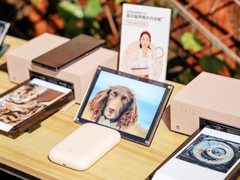 183g极度便携 随时记录生活美好 极印·立可印N1口袋照片打印机亮相