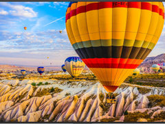 TCL亮相CES 2023，以创新科技引领商显发展新趋势