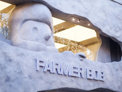 淮海中路再添打卡圣地！FARMER BOB迈向艺术潮流品牌升级之路