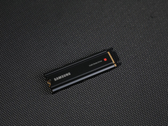 高端游戏玩家必备！三星980PRO散热片版旗舰固态硬盘体验